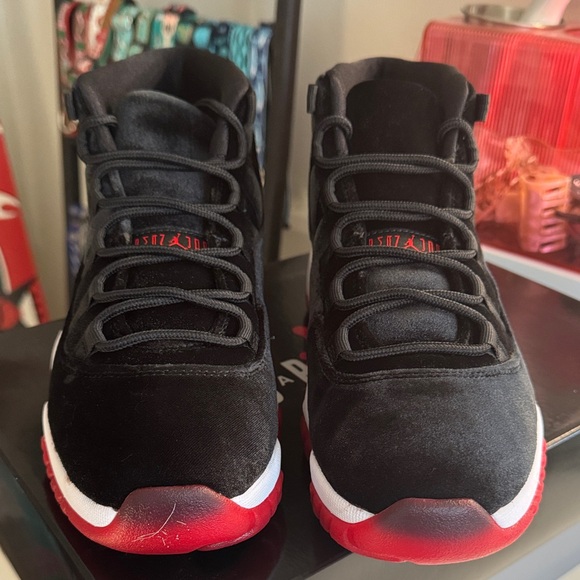 Jordan Black and Red Athletic Shoes - Picture 2 of 6